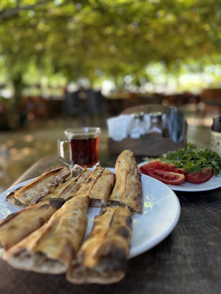 Asmaaltı Pide Ve Kahvaltı Salonu — photo 4