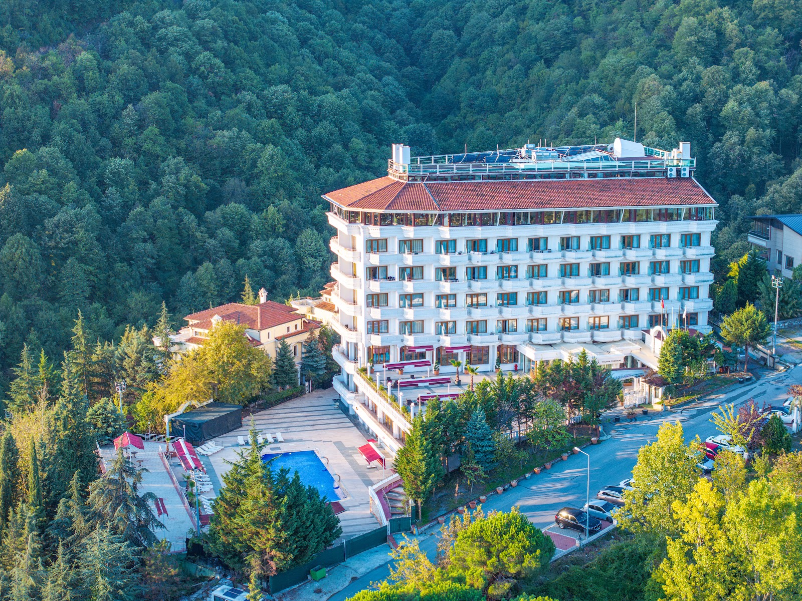 Asr-ı A'lâ Yalova Thermal — fotoğraf 1