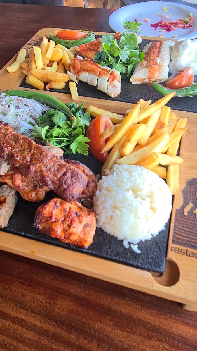 Atakale Restaurant — photo 3