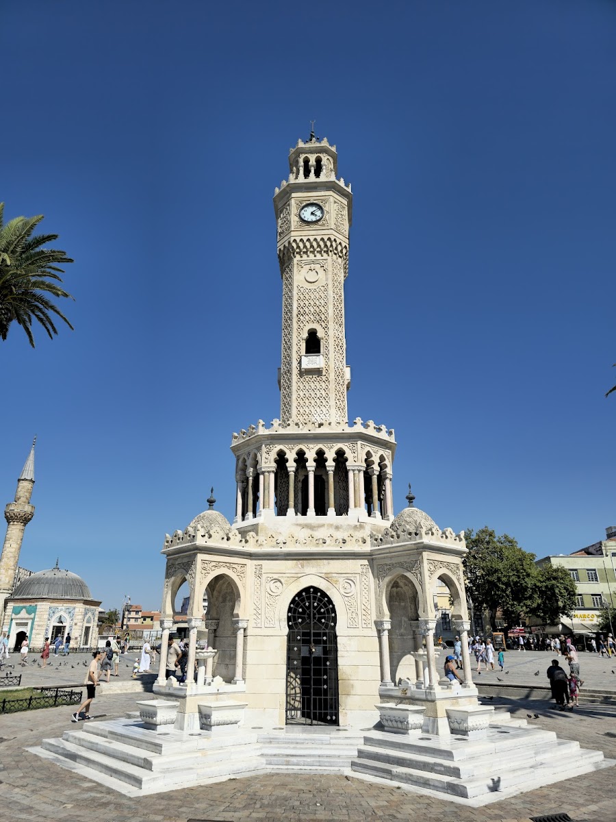 İzmir: Konak, Kemeraltı ve Tarihi Asansör