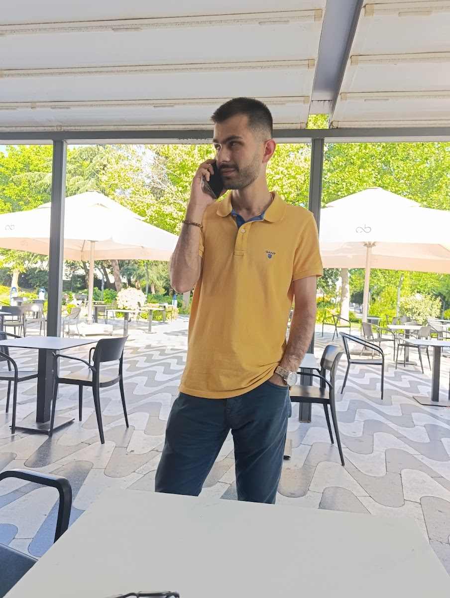 Atatürk Meydanı — fotoğraf 2