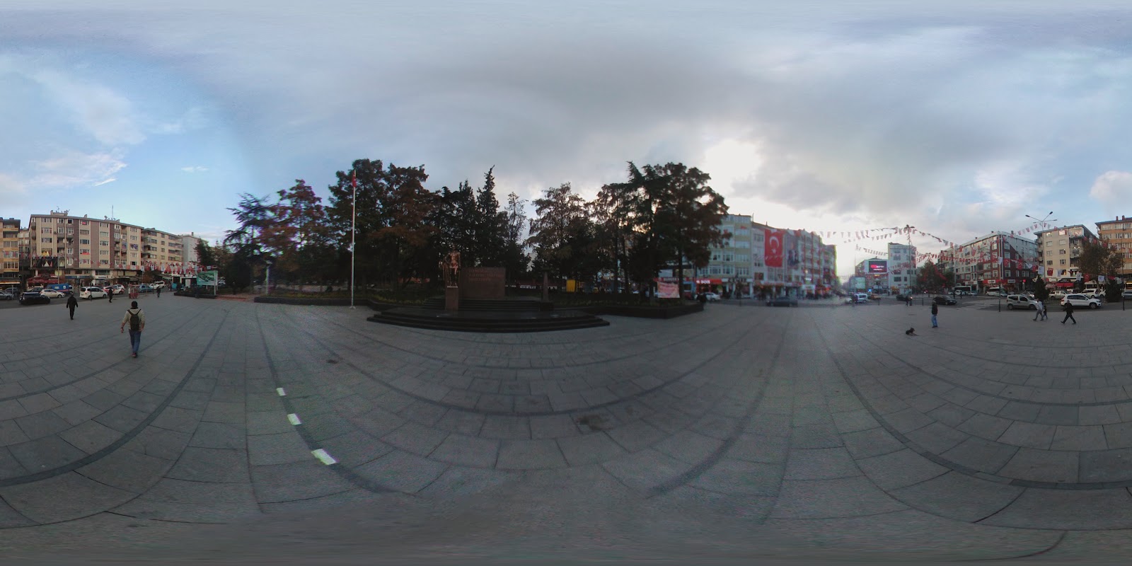 Atatürk Meydanı — fotoğraf 6