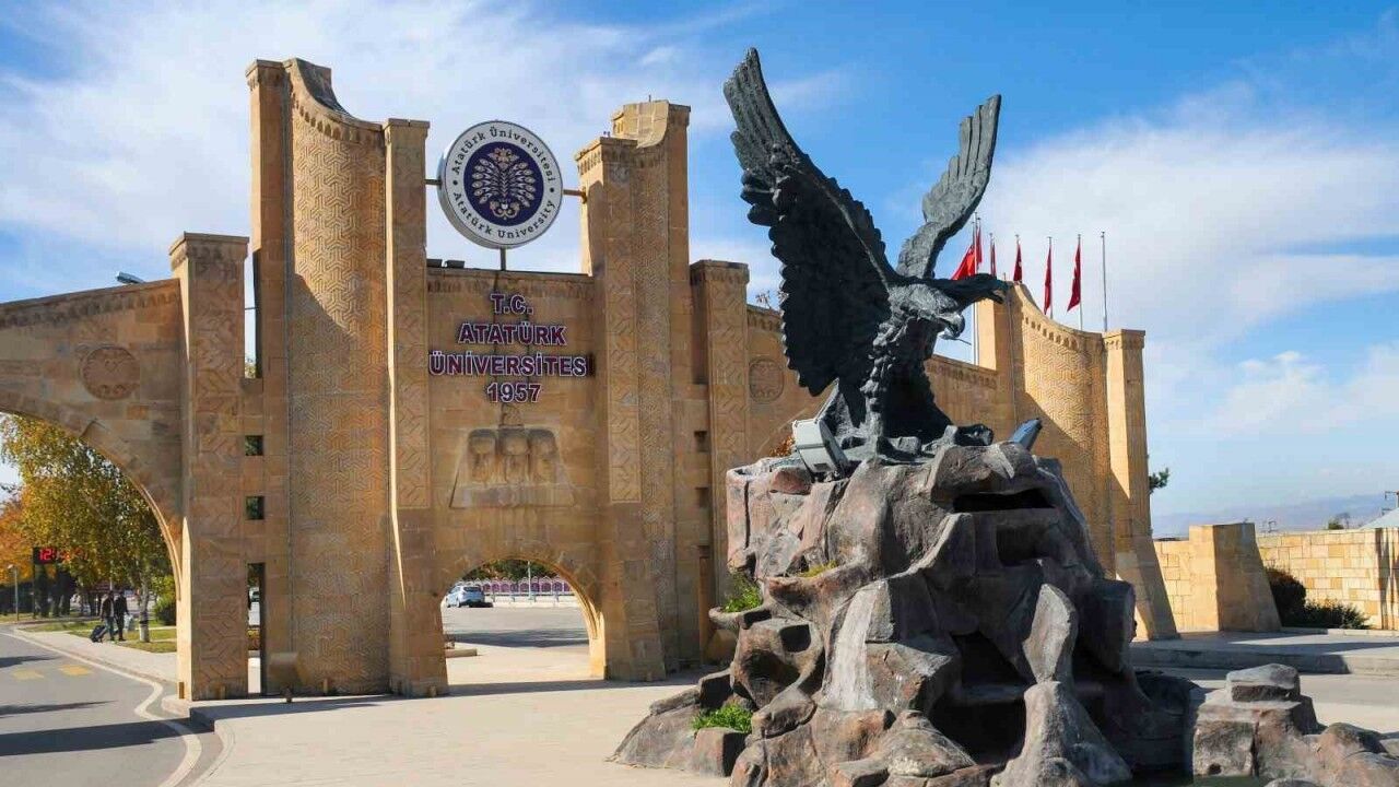 Atatürk Üniversitesi — fotoğraf 2