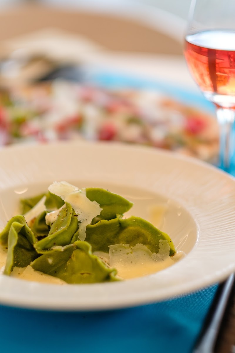 Avanti all day bar restaurant — fotoğraf 5