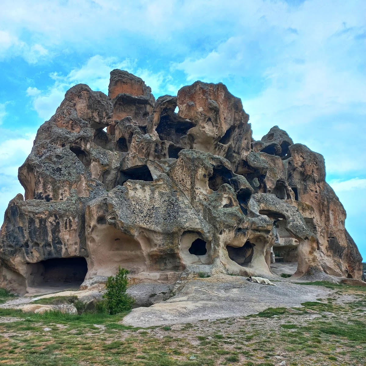 Avdalaz kalesi, Frig vadisi — fotoğraf