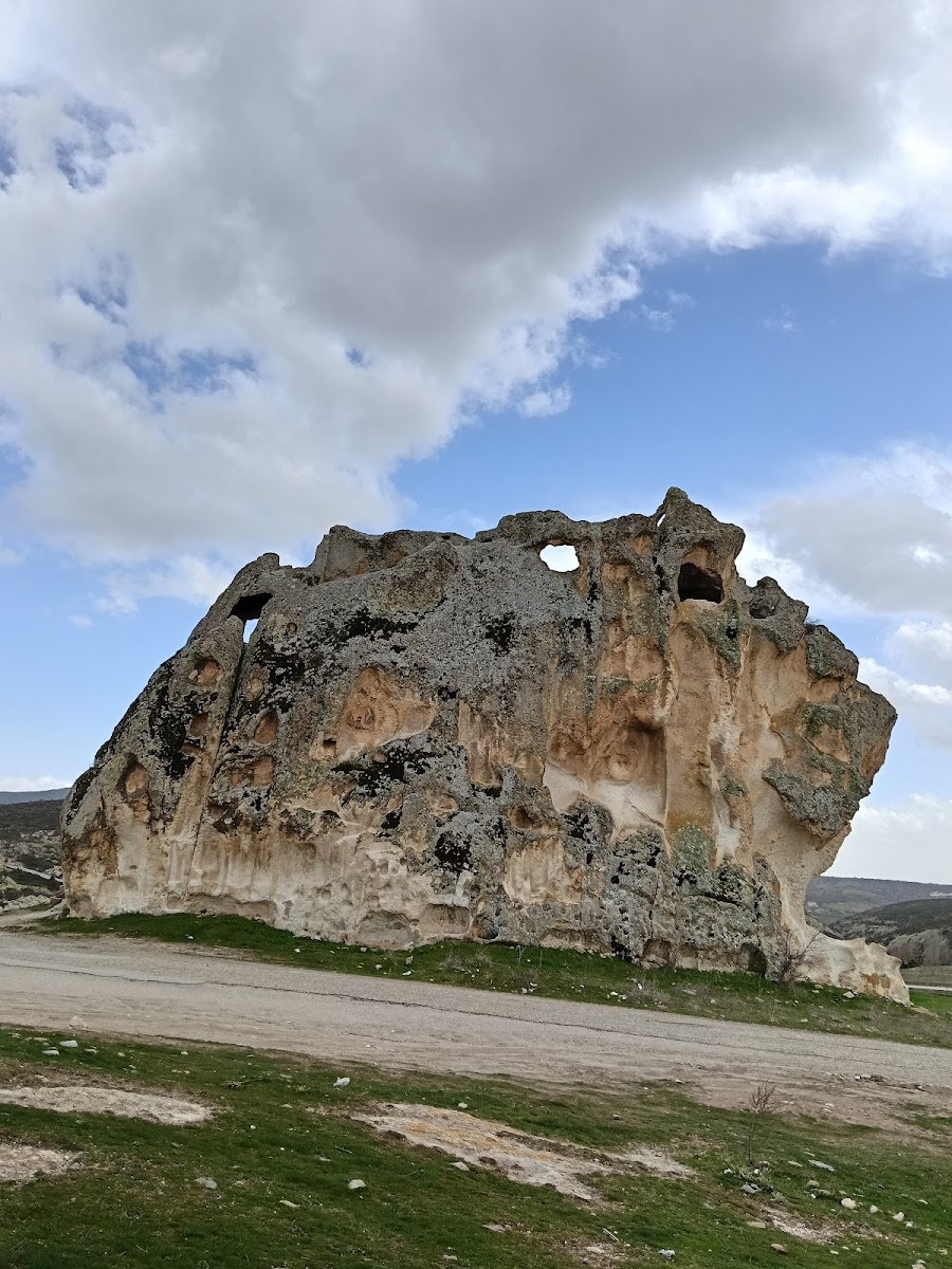 Avdalaz kalesi, Frig vadisi — fotoğraf 2