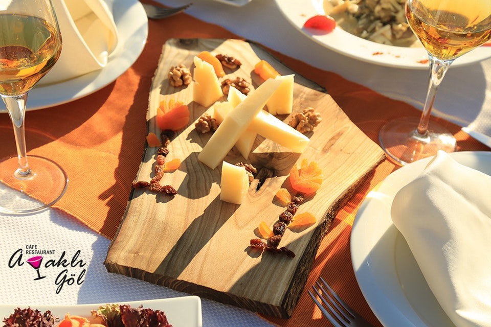 AYAKLIGÖL BalıkRestaurant — fotoğraf 5