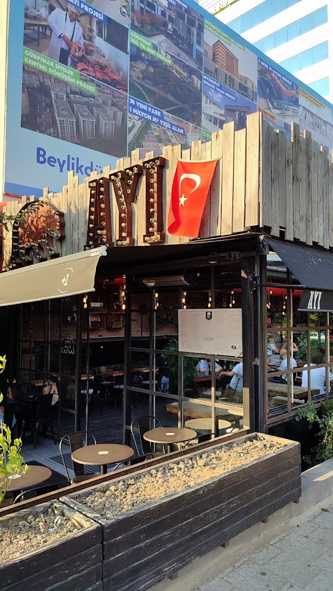 Ayı bar — photo