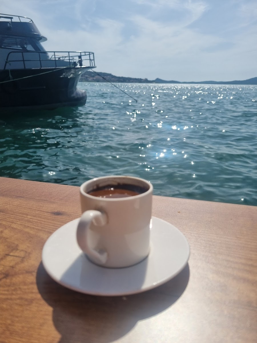 Ayvalık Gücü 2 Çay Bahçesi — fotoğraf 5