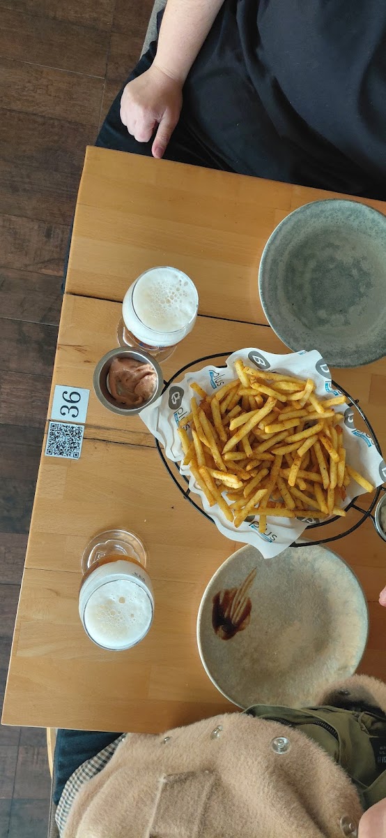 B PLUS — fotoğraf 2