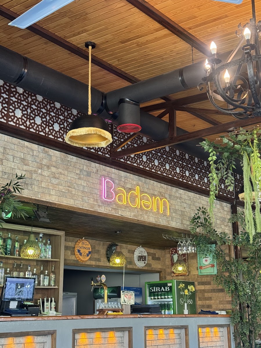 Badəm Ailəvi Restoranı — photo 2