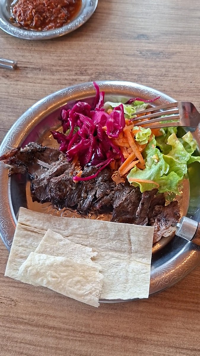 Bado babadostu Erzurum Cağ Kebabi — fotoğraf 3