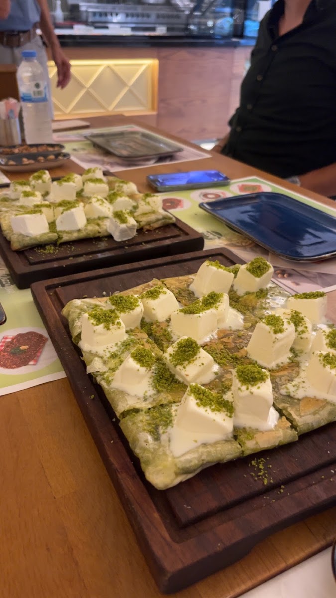 Bahadırlıoğlu Baklava Börek Bodrum — photo 2