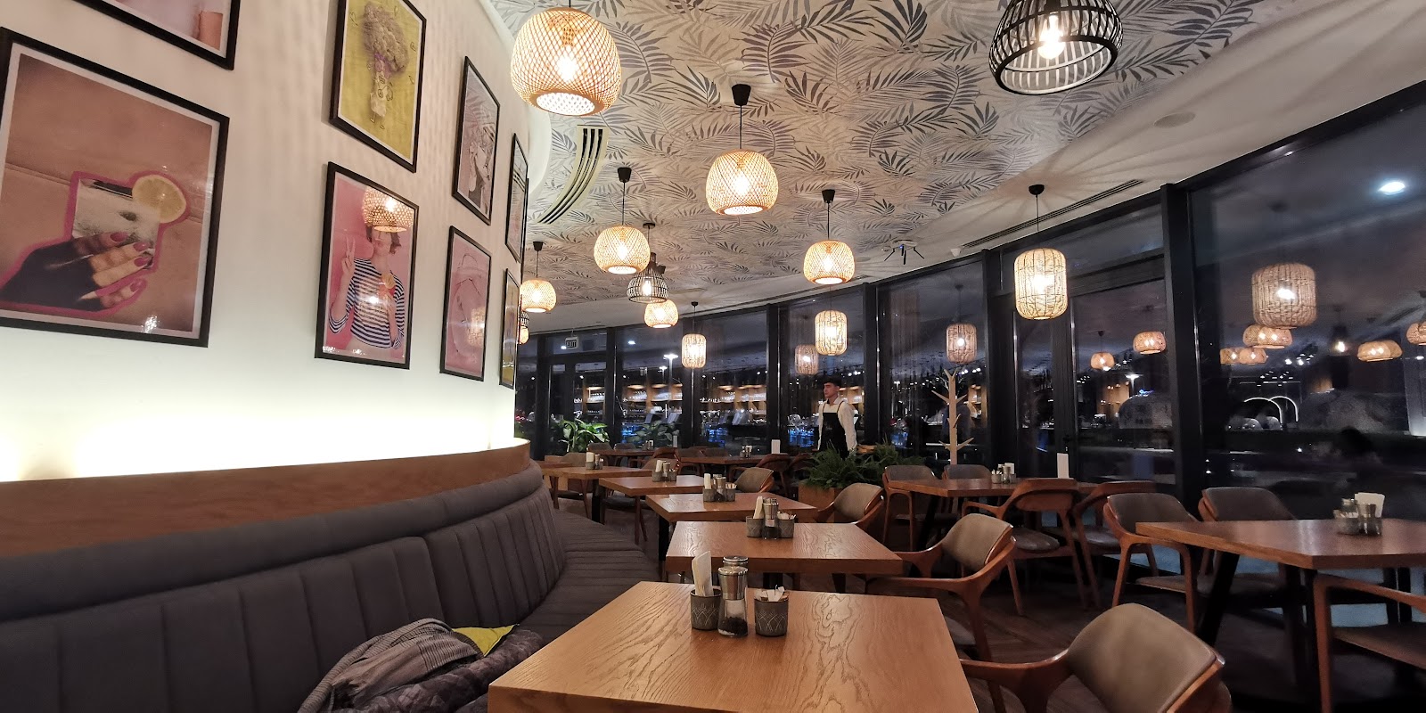 Bahar Cafe — photo