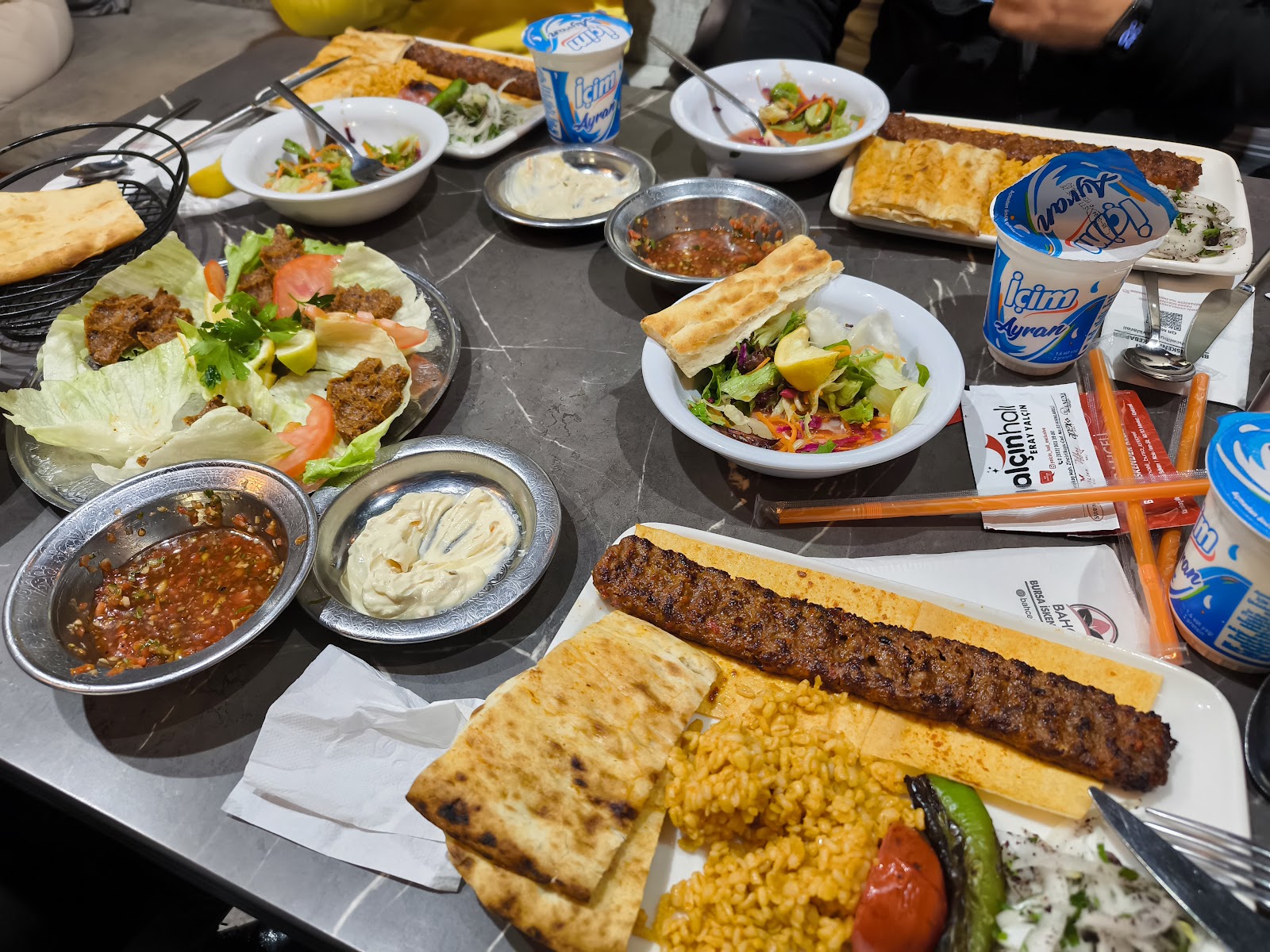 Bahçeli Bursa İskender Kebapçısı — fotoğraf 5