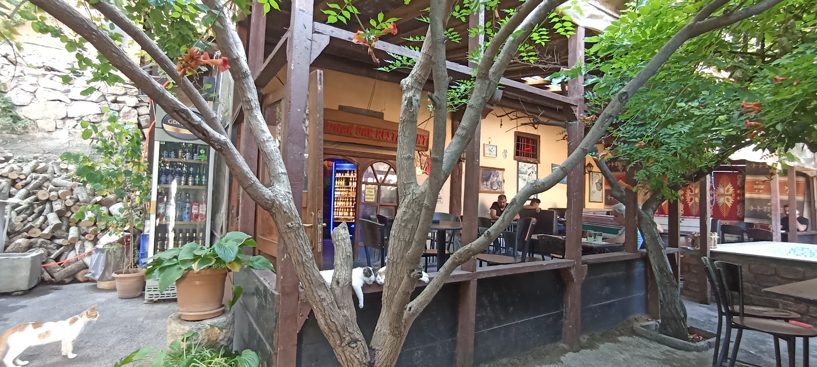 Bahçeli Konak Bar — fotoğraf 4