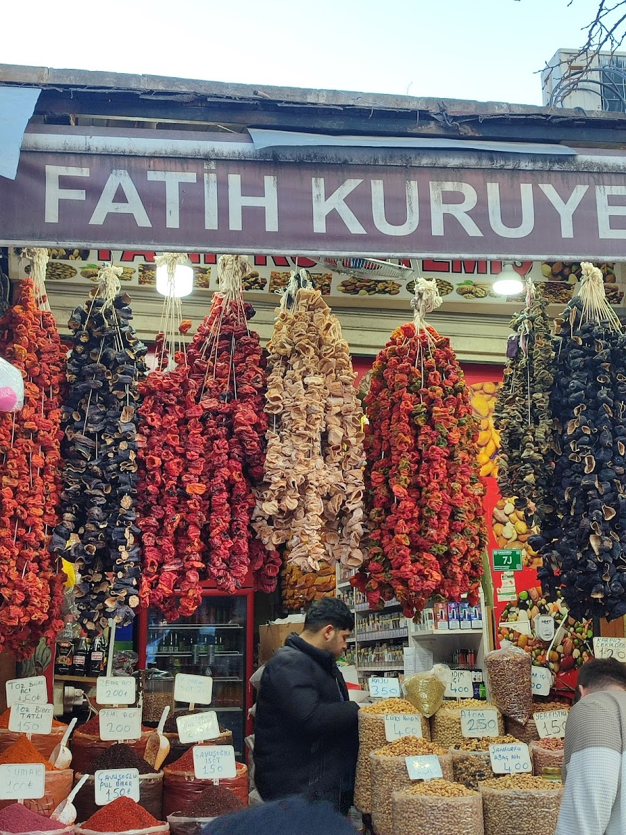 Elazığ: Bakırcılar Çarşısı, kapalı çarşı ve camiler