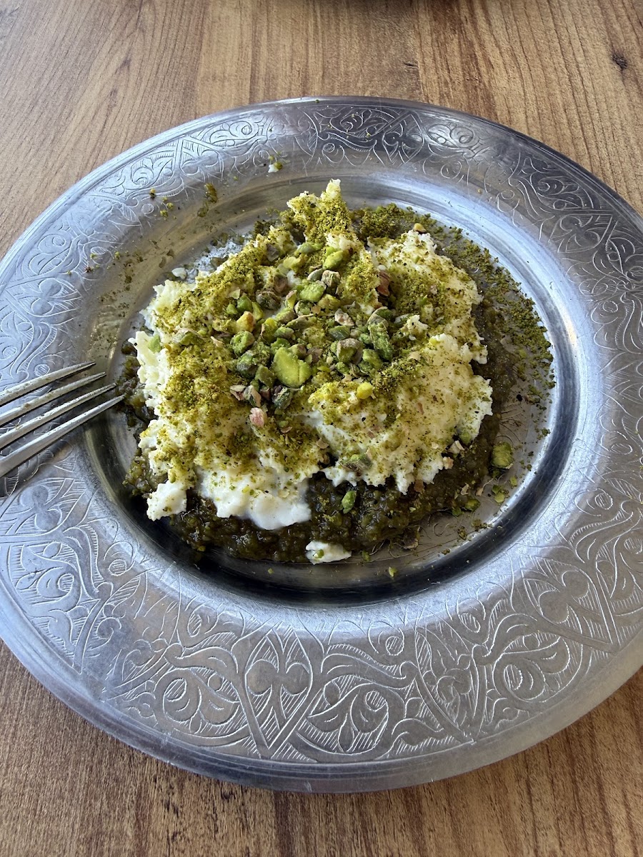 BAKLAVACI İLHAN — fotoğraf 2