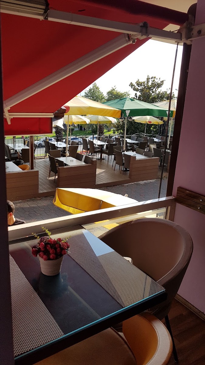 Balkon Cafe & Nargile & Okey & Alkol — fotoğraf 4