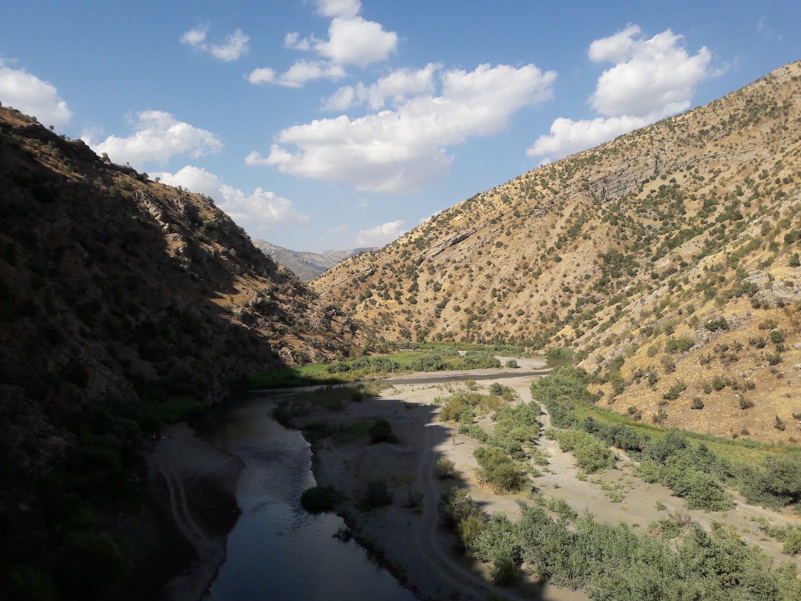 Balveren/ Şenoba Heftbori / Hezil çayı — fotoğraf 2
