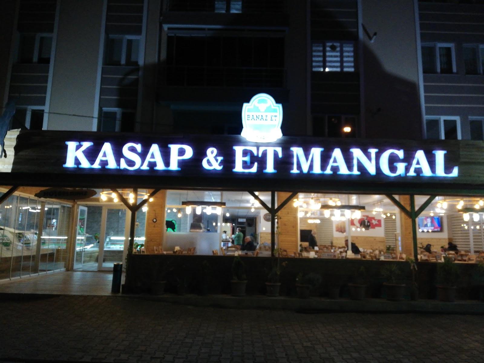 BANAZ ET — fotoğraf