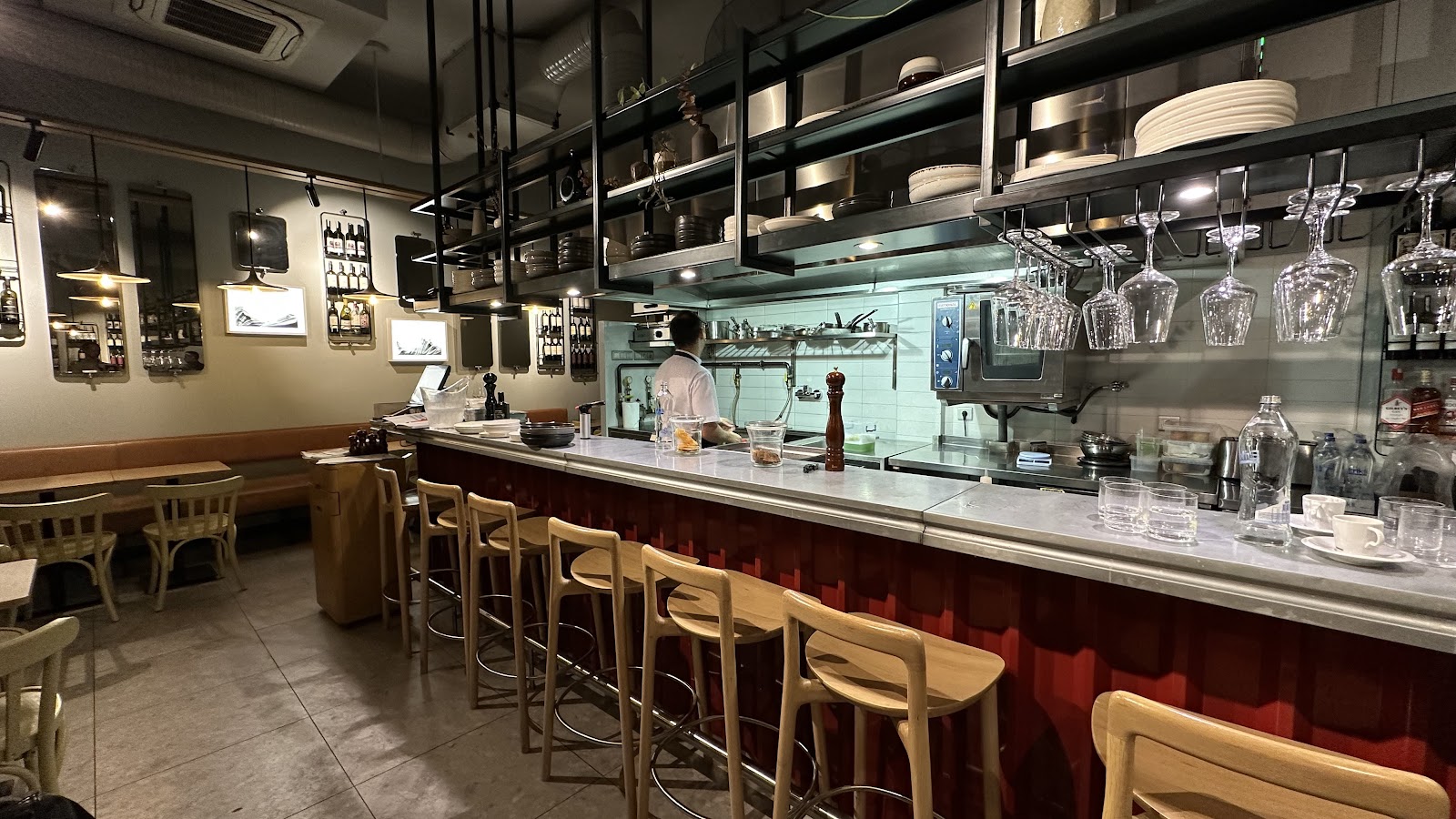 Basta Neo Bistro — fotoğraf 1