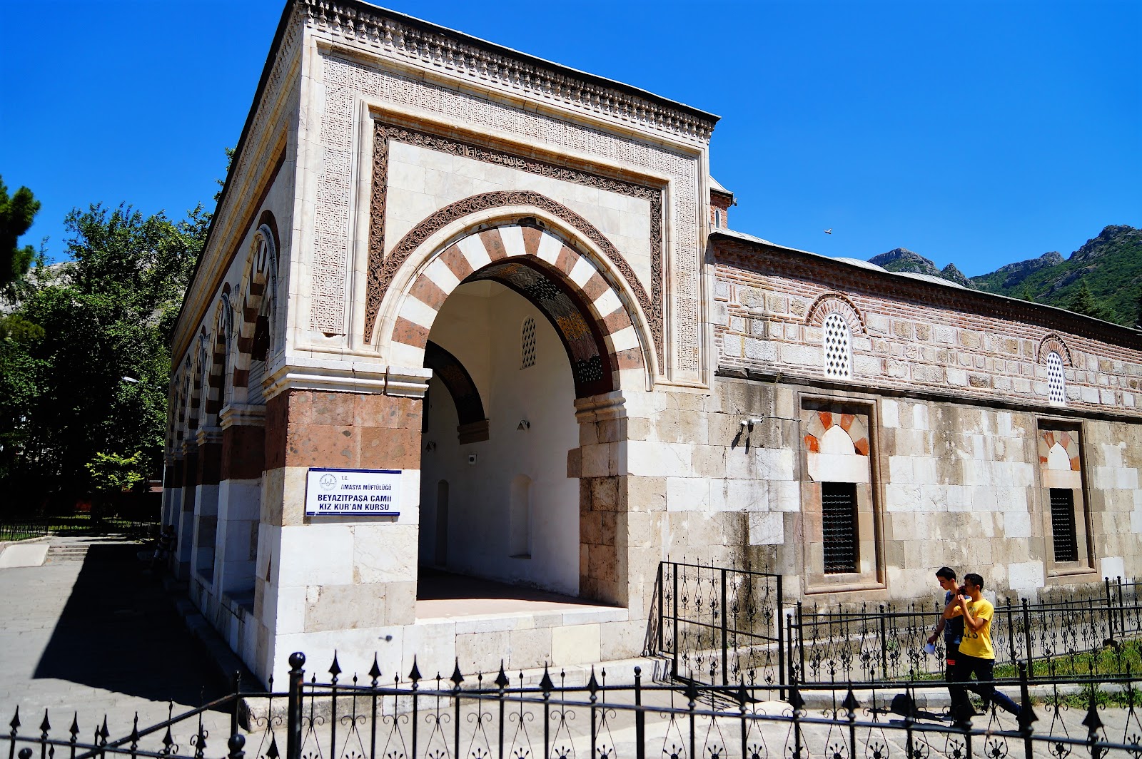 Bayezid Paşa Camii — fotoğraf 1