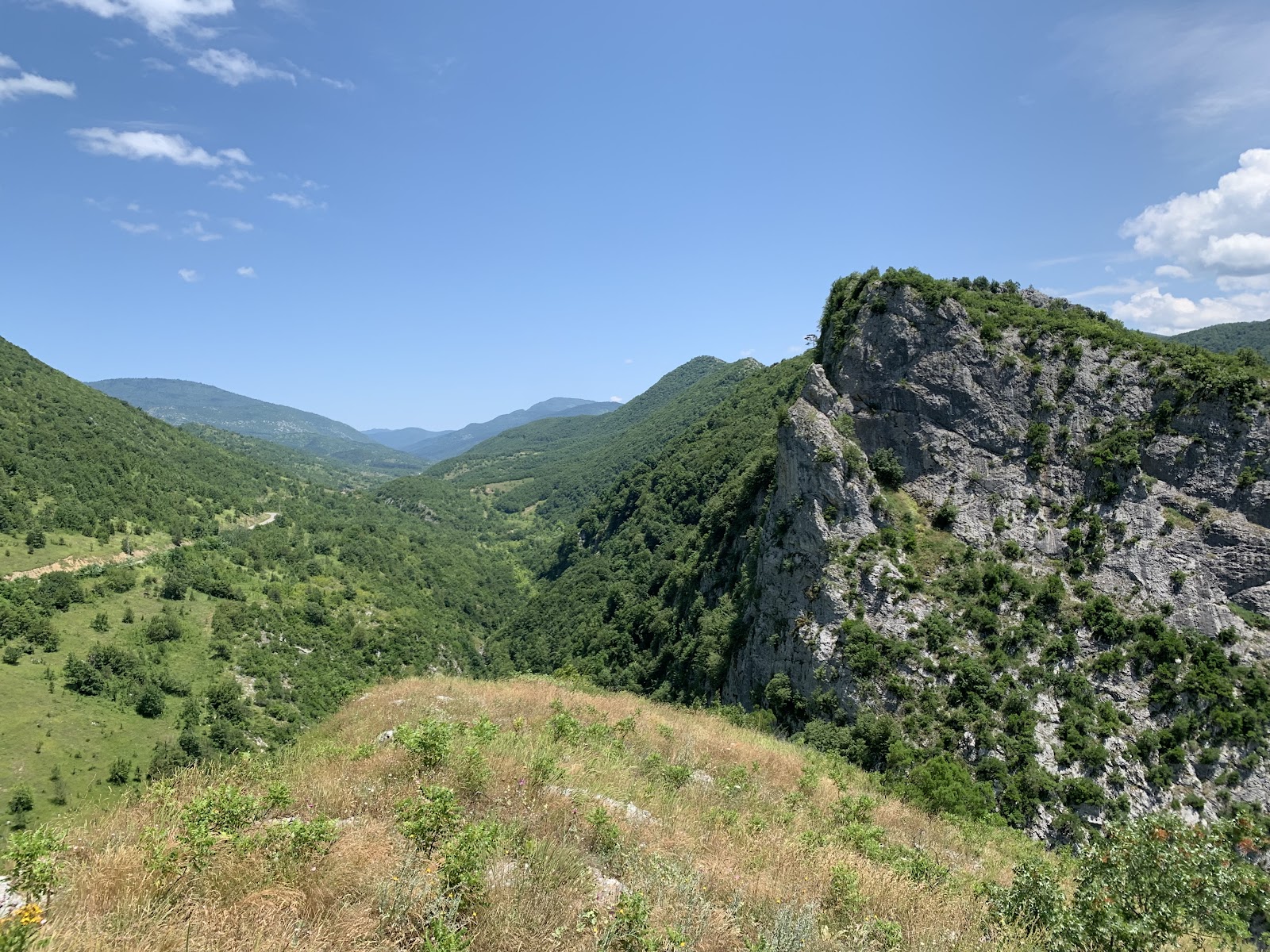 Bayrak TEPE Drahna — fotoğraf