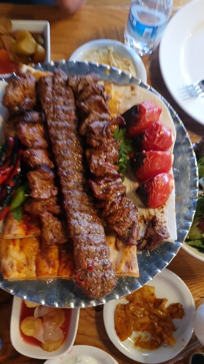 Bayram Usta Yaprak Kebap Çukurambar — fotoğraf 3