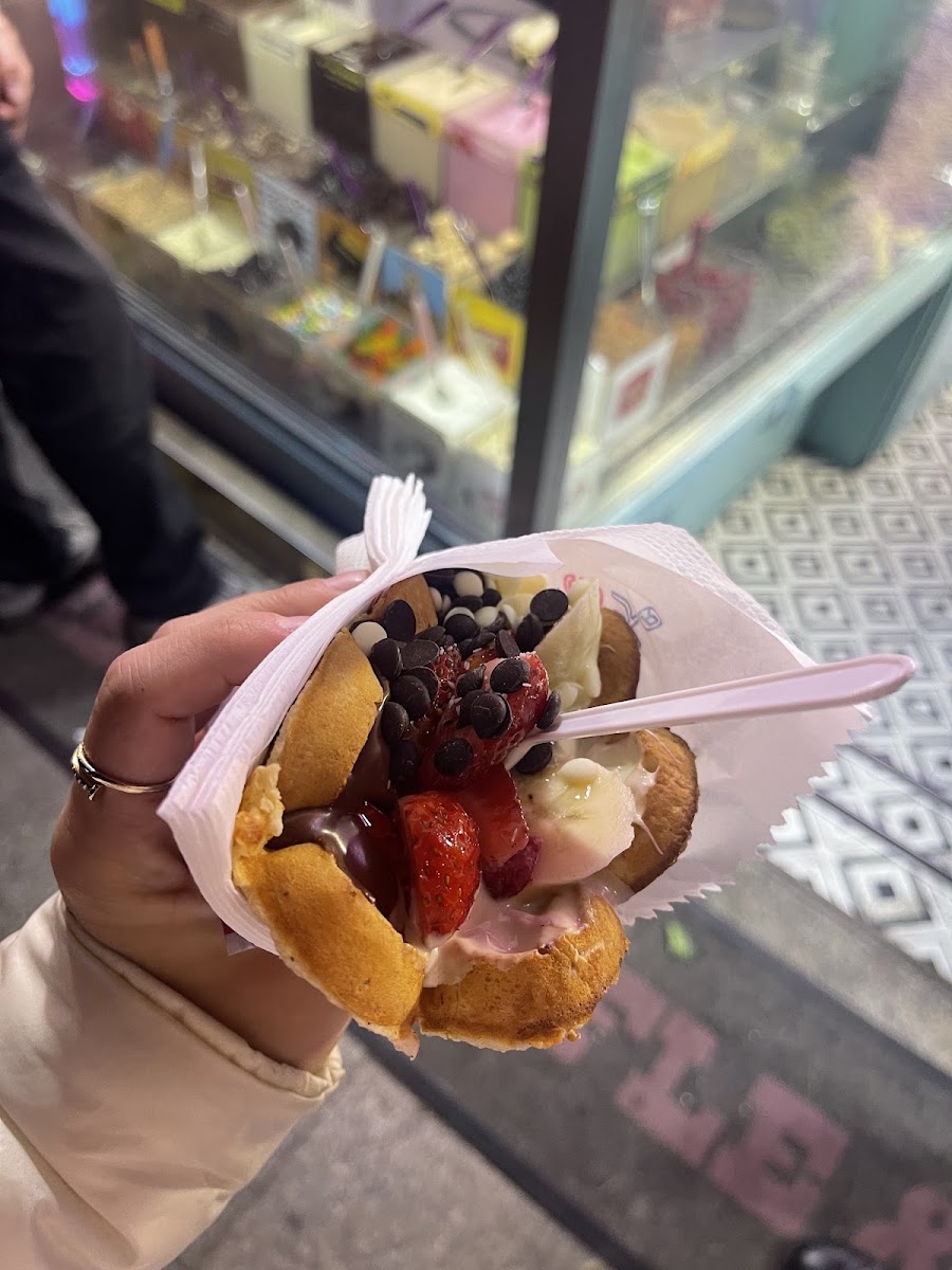 BEBEK WAFFLE — photo 8