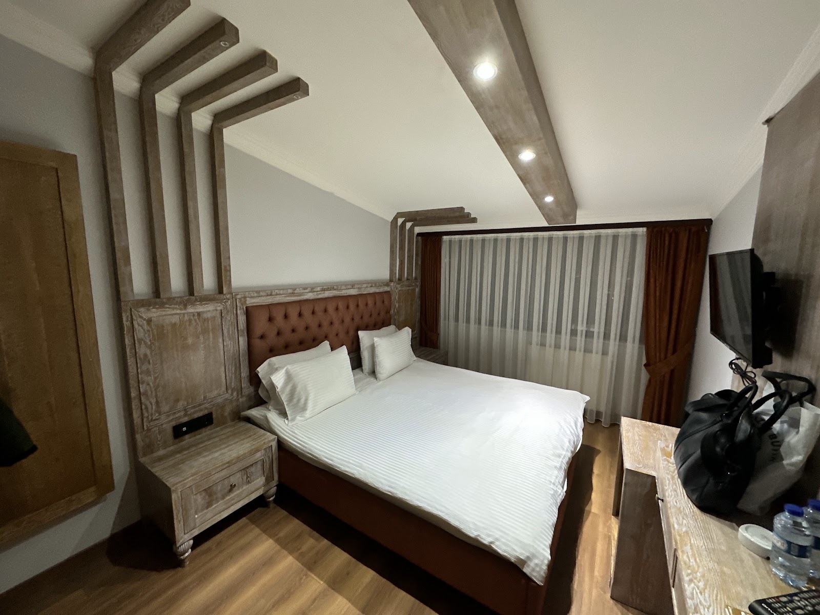 BELLSTONE HOTEL — fotoğraf 1