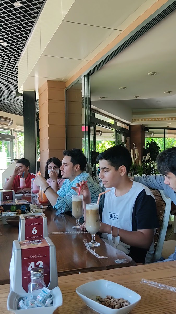 Belsos Hürriyet Cafe ve Bistro — fotoğraf 3