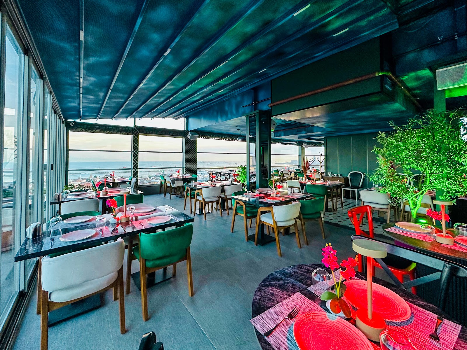 BESO Sky Lounge — photo
