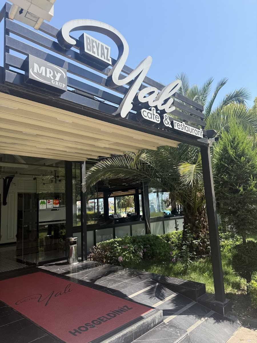 Beyaz Yalı — fotoğraf