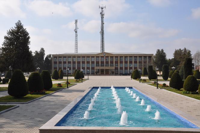 Beyləqan Rayon İcra Hakimiyyəti — photo