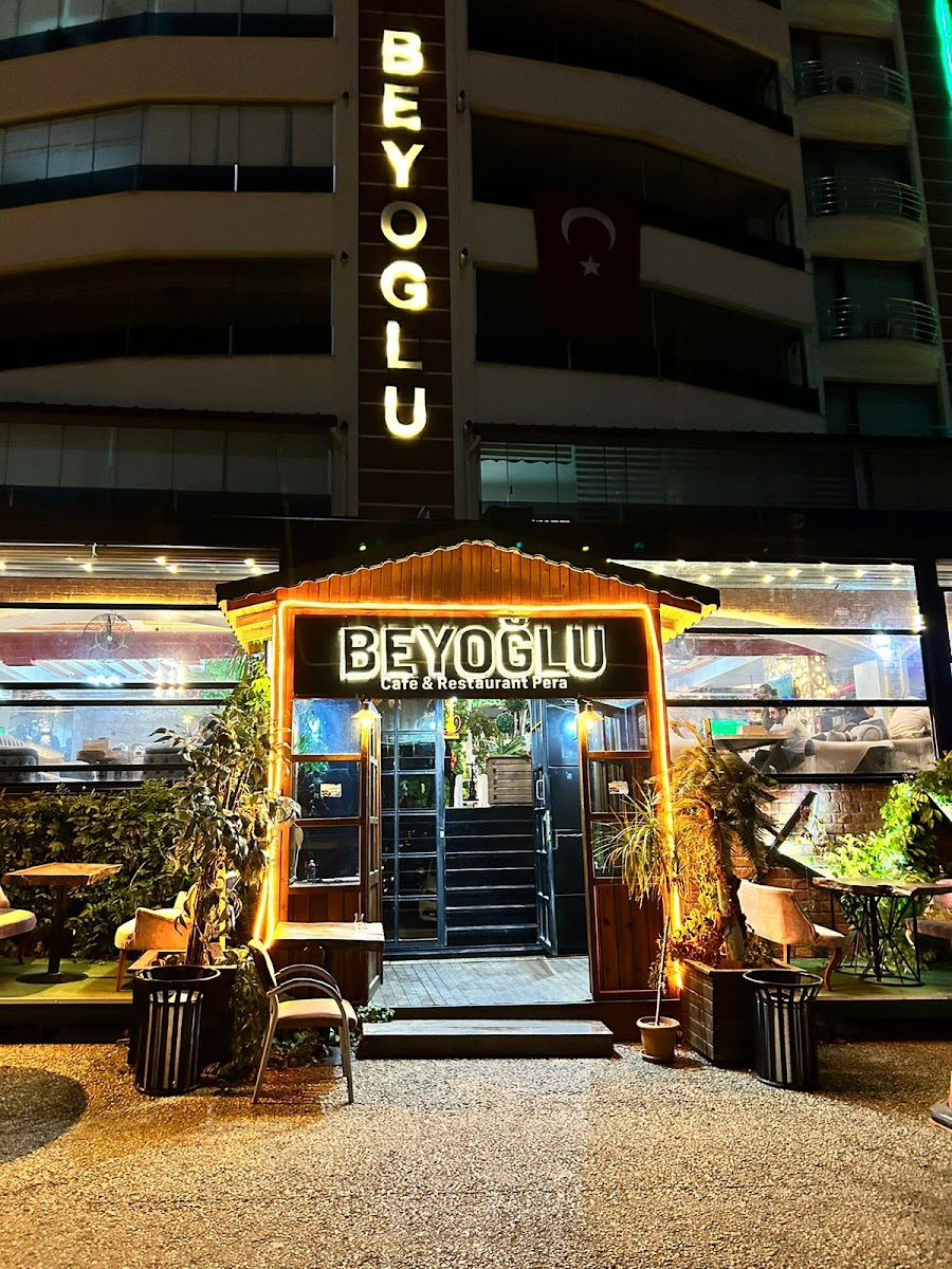 Beyoğlu Cafe & Restaurant — fotoğraf