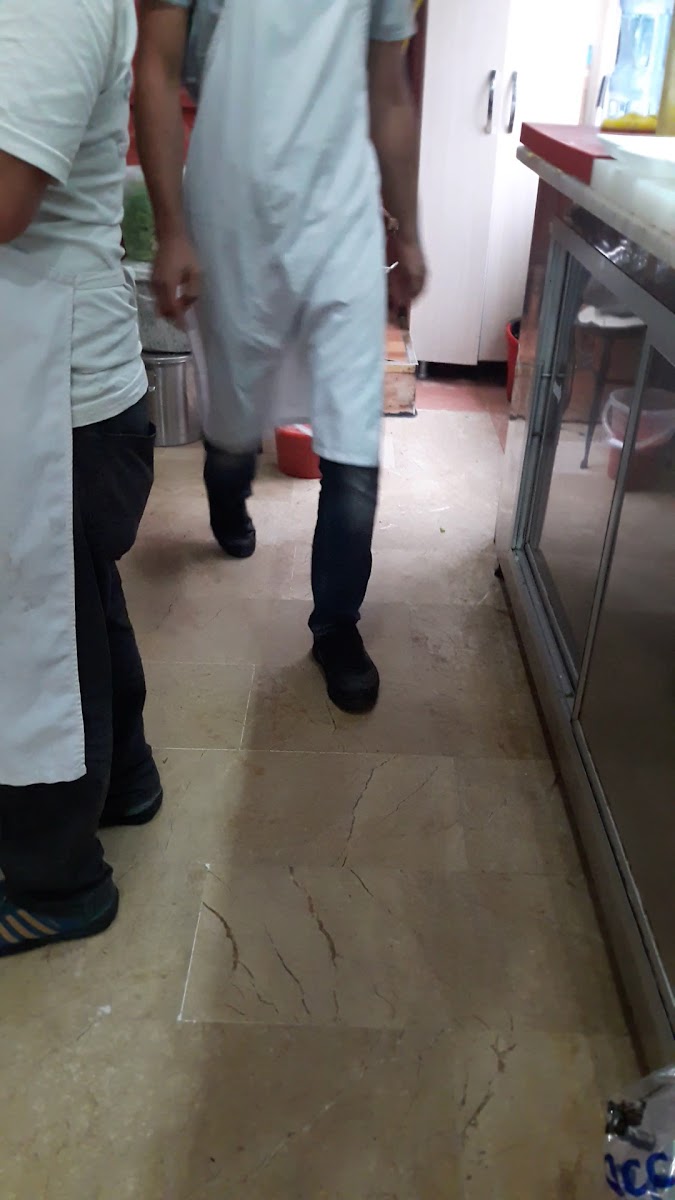 Beyoglu Emirdağ Pide&Güveç Salonu — photo 3