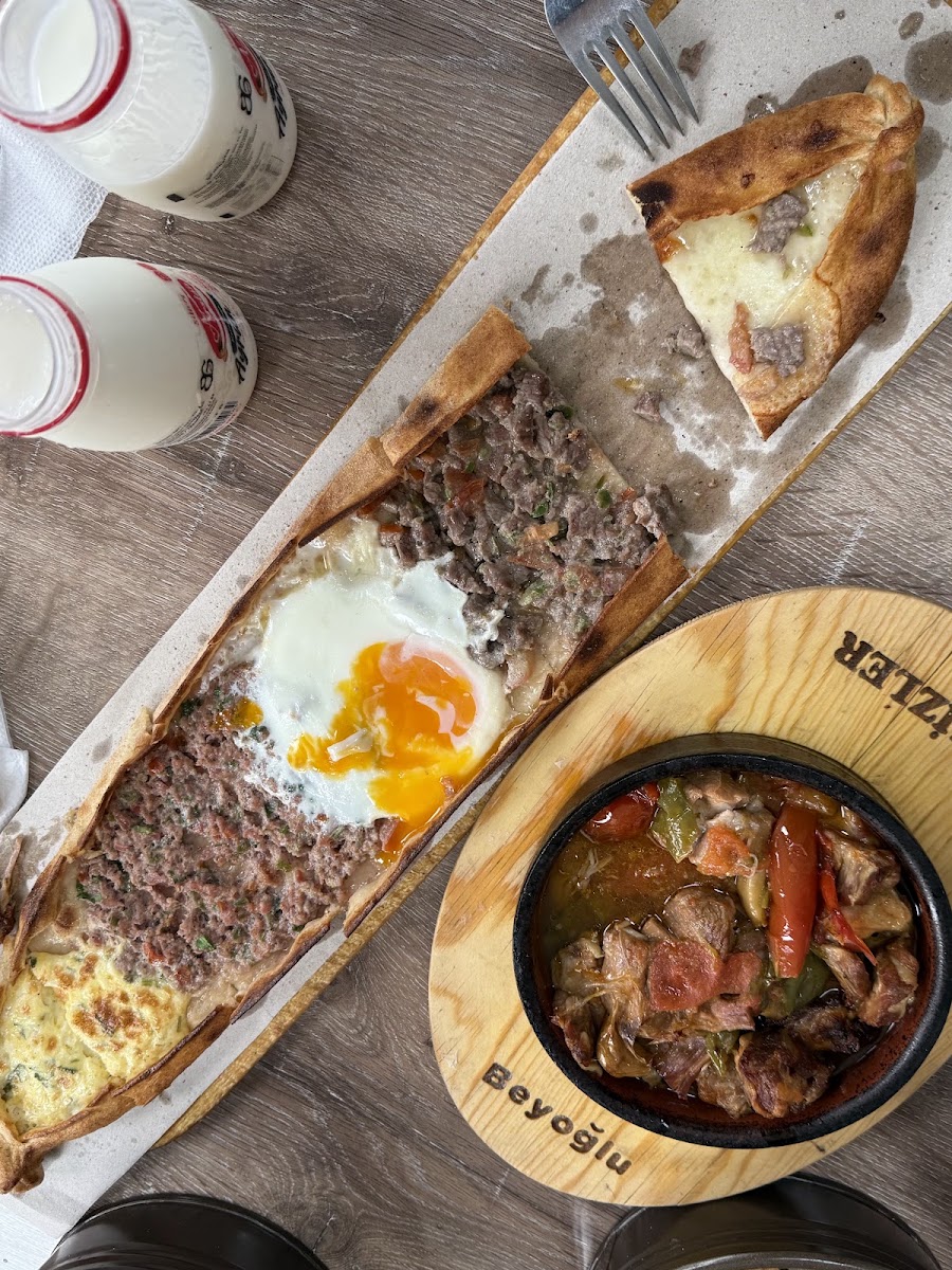 Beyoglu Emirdağ Pide&Güveç Salonu — photo 5