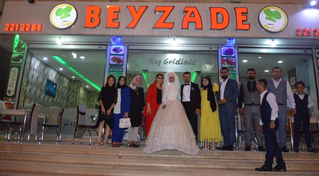 Beyzade Lahmacun Pide Izgara Ve Çomlek Tava Salonu — fotoğraf