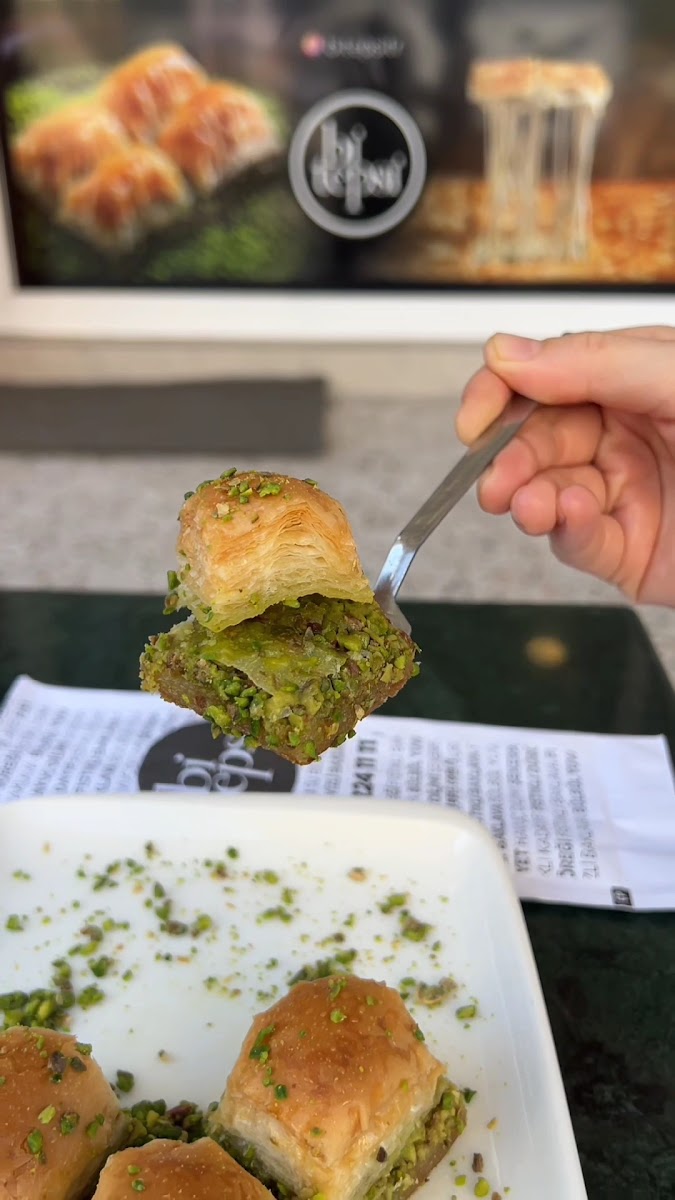 Bİ TEPSİ BAKLAVA & BÖREK — photo 8