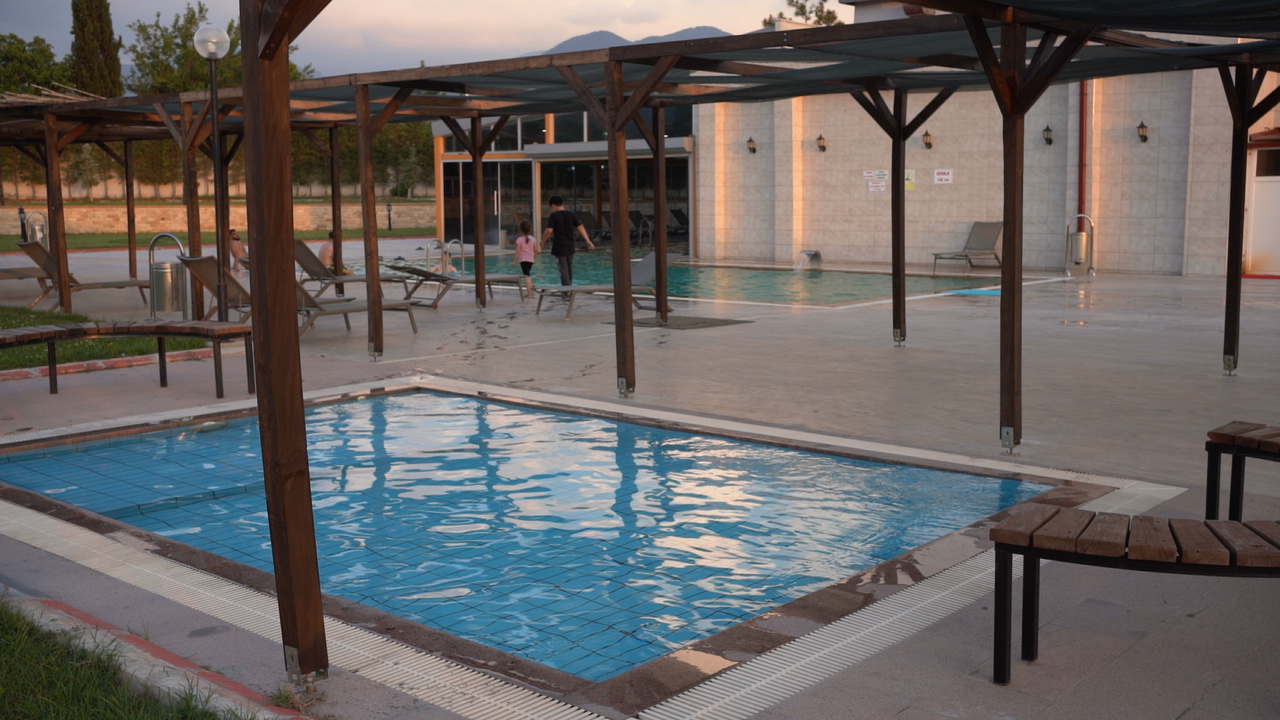 Bigadiç Belediyesi Hisarköy Kaplıcaları — fotoğraf 4