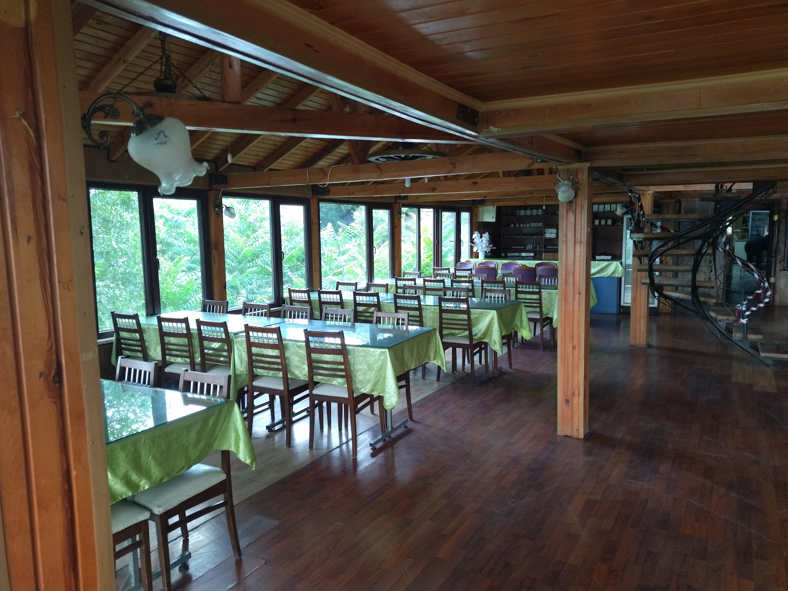 Bilecik Kent Ormanı Çay Bahçesi - Restaurant - Cafe ve Düğün Salonu — fotoğraf 5