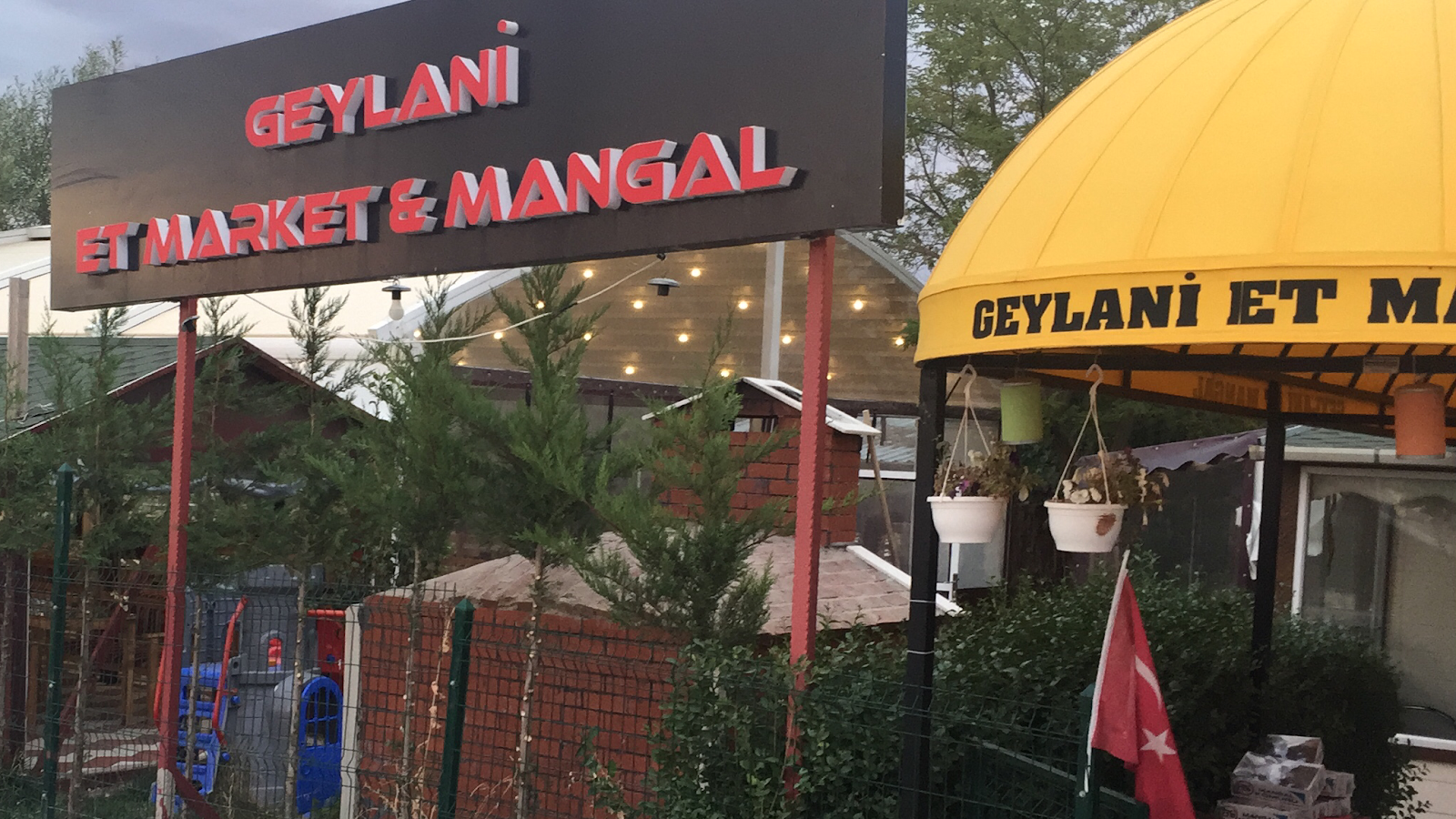 Bir Kuzu İstiyorum - Geylani Et Market Mangal — photo