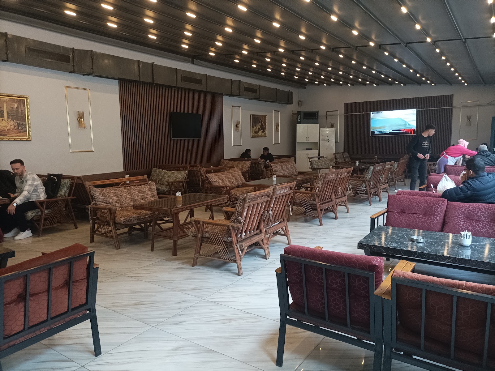 BİSMİL NESCAFE RESTAURANT VE NARGİLE CAFE — photo 5