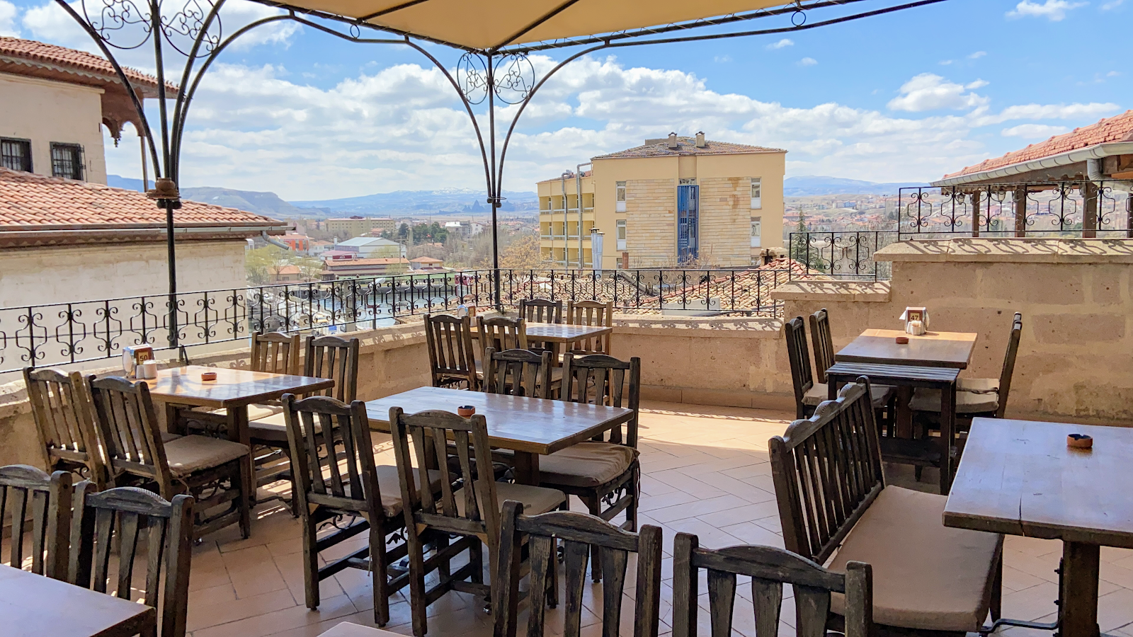 Bizim Ev Restaurant — fotoğraf 1