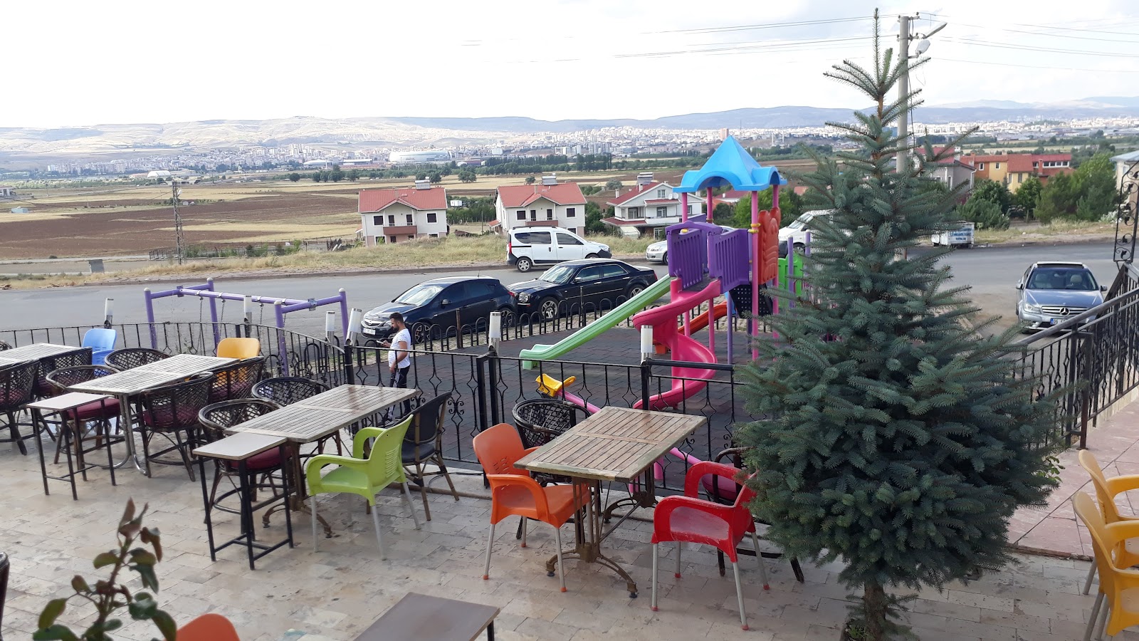 Bizim Ora Çay Bahçesi — fotoğraf 1