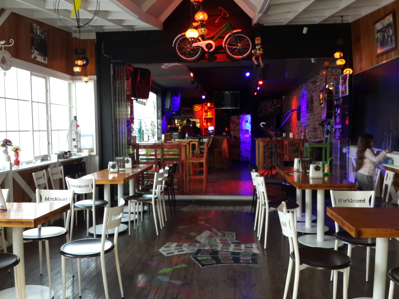 Blackboard cafe&bar — photo