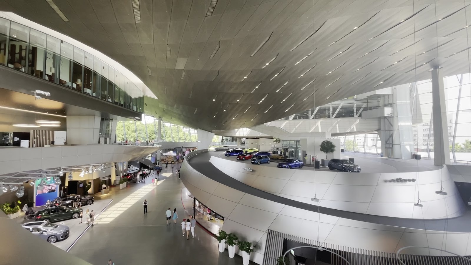 BMW Welt — photo 3