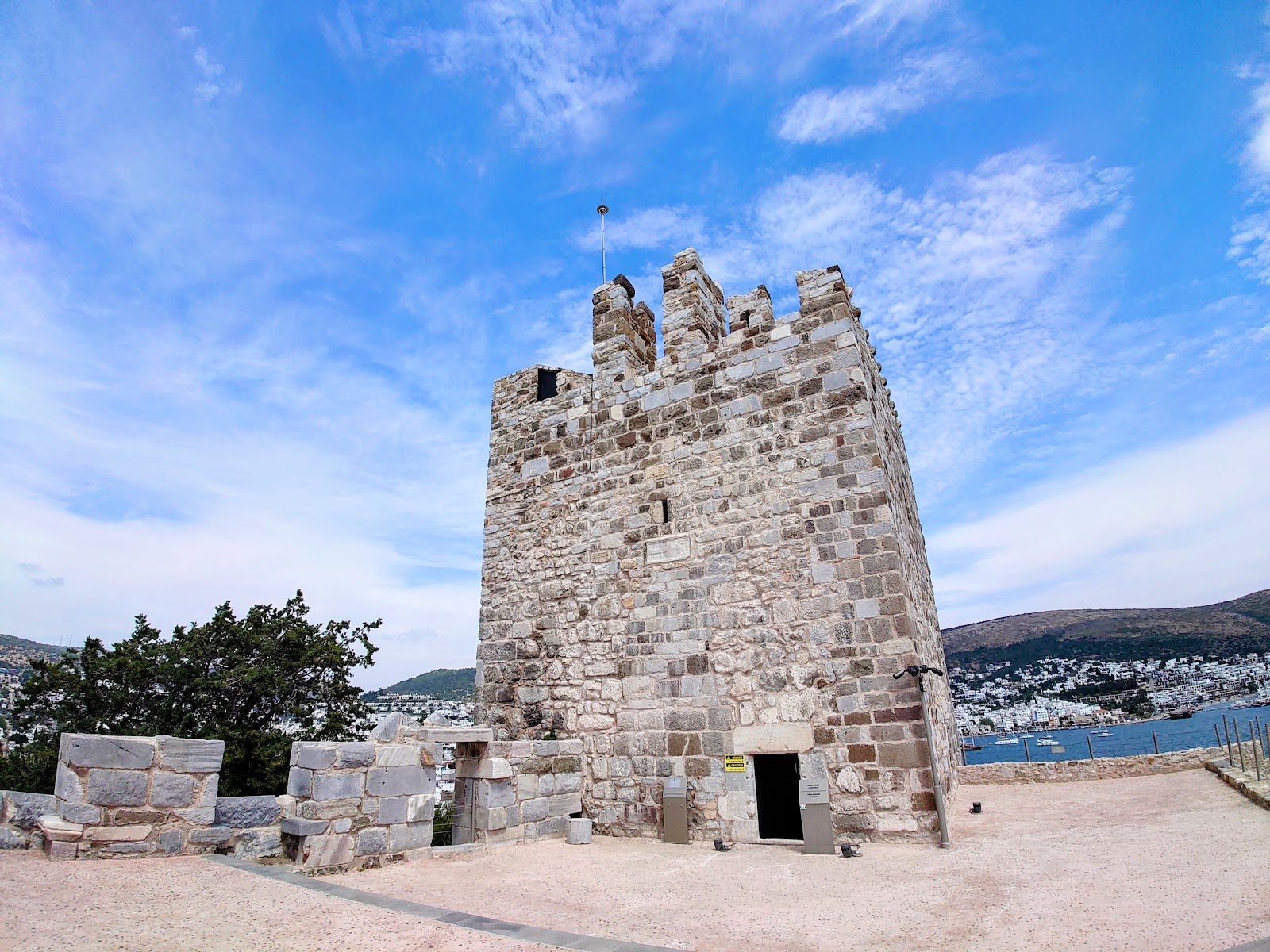 Muğla: Bodrum Kalesi, antik tiyatro ve Zeki Müren