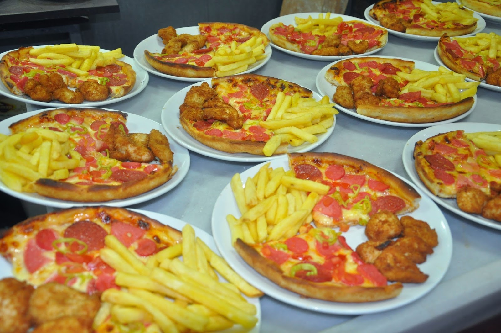 Bombacı Kebap Fastfood [Bayramiçli] ET DÖNER KEBAP IZGARA ÇORBA PİZZA KUMRU BOMBA FASTFOOD KAHVALTI — fotoğraf 5